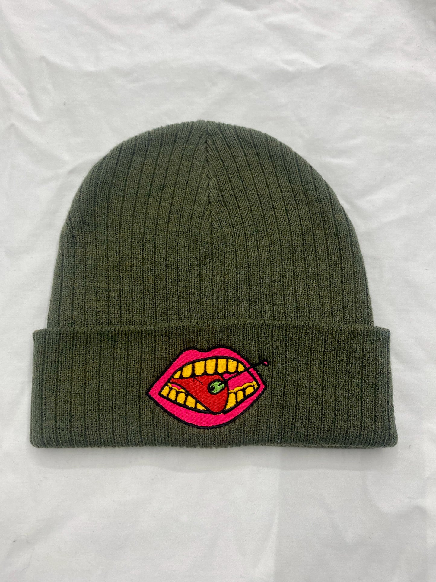 DIRTY TALK BEANIE - OLIVE